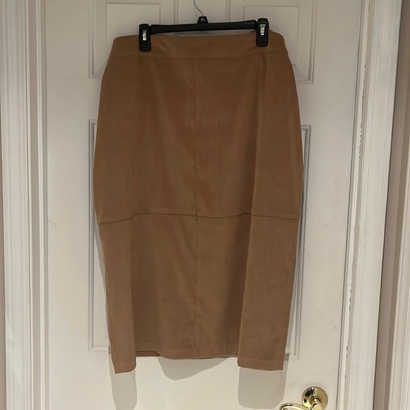 Cato Woman “faux”suede poly/spandex long skirt - Picture 1 of 3